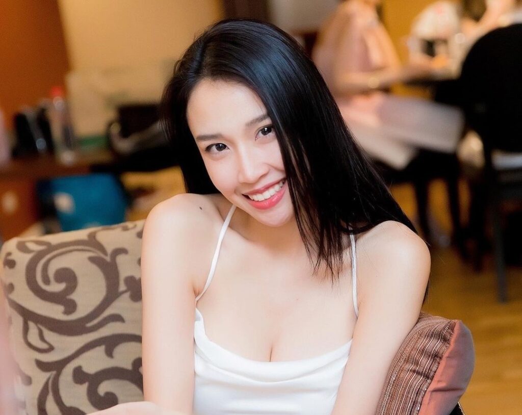makes Chinese women so beautiful